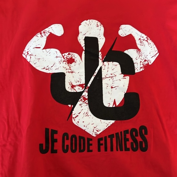 Gildan Red Short Sleeve Tees Casual Collection - Picture 3 of 4